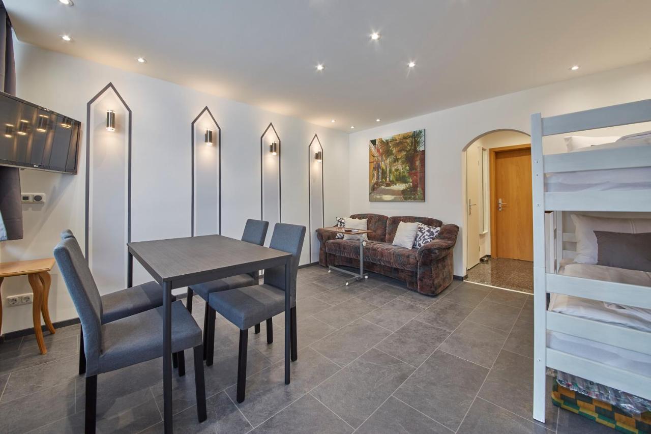Appartement Skylight Σάαλμπαχ-Χίντεργκλεμ Εξωτερικό φωτογραφία